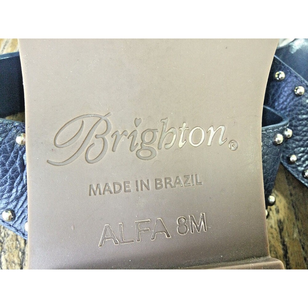 Brighton Size 8 Navy Sandals Pebbled Leather Contempo Alfa Thongs Studded Straps - Picture 6 of 9